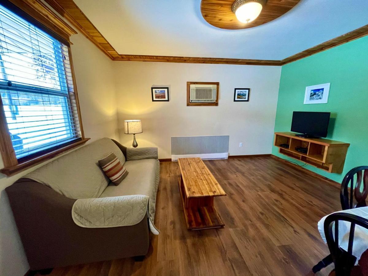 Motel Brookside Golden